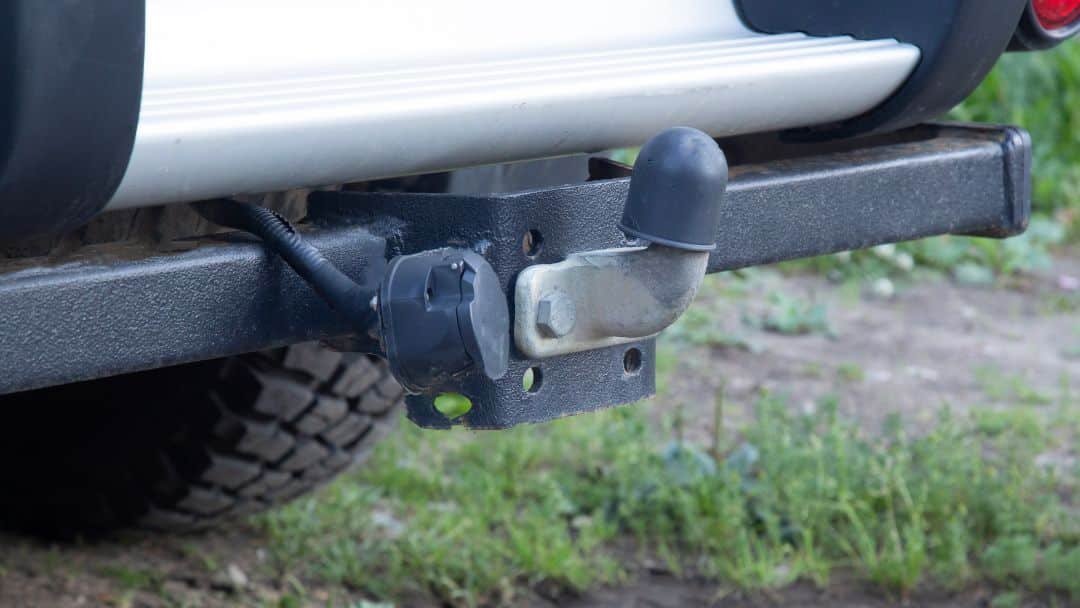 Top 5 Drawbar Hitches Picks for Your Vehicle [August 2024]