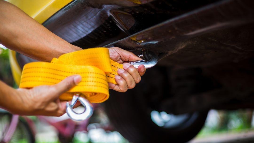 The Ultimate Guide to Choosing the Best Towing Winch Recovery Straps